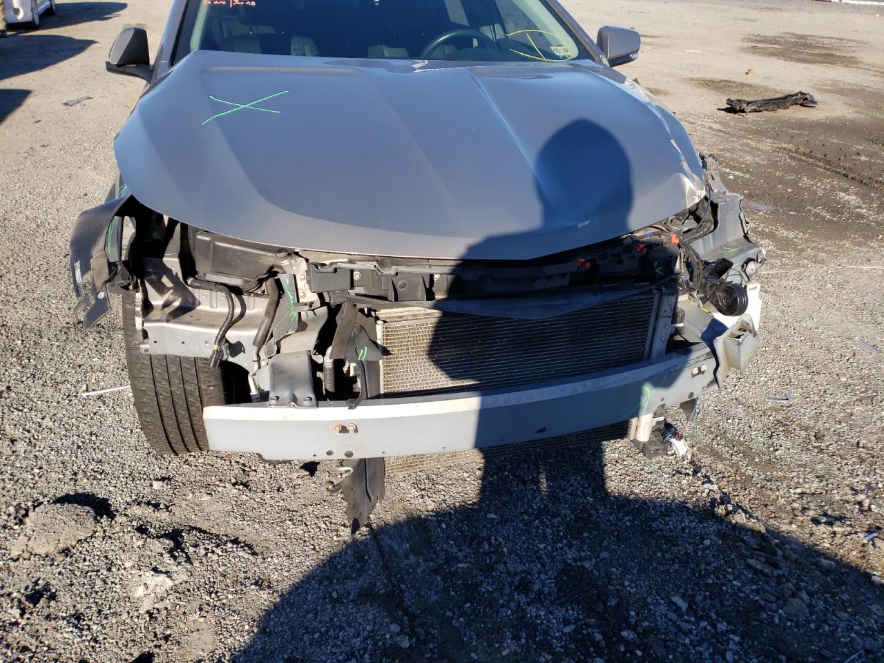 Photo 9 from auction – 2018 CHEVROLET IMPALA LT with VIN 2G1105S36J9112973