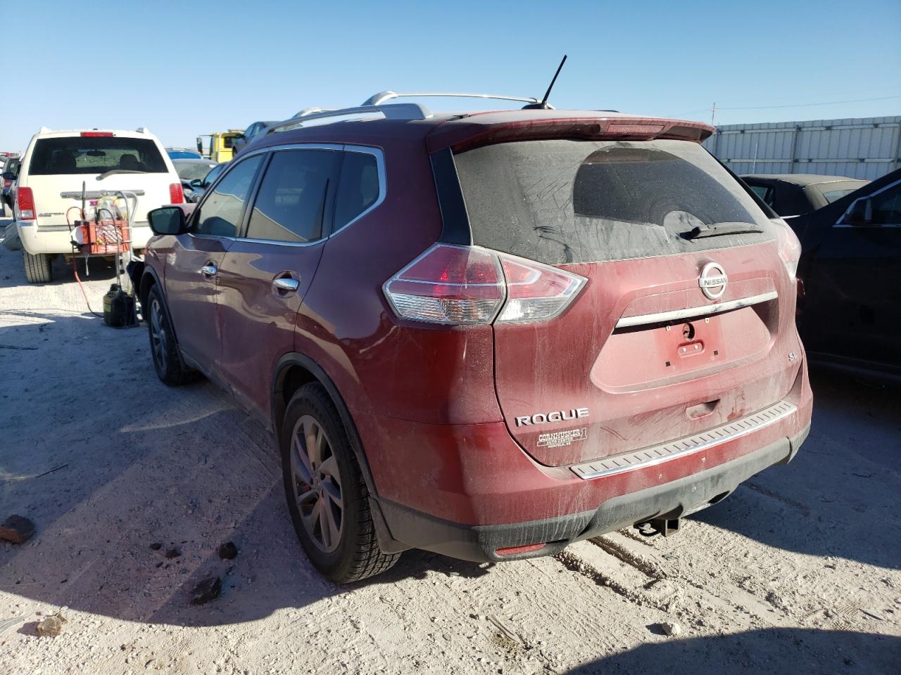Photo 3 from auction – 2015 NISSAN ROGUE S with VIN 5N1AT2MT5FC832562