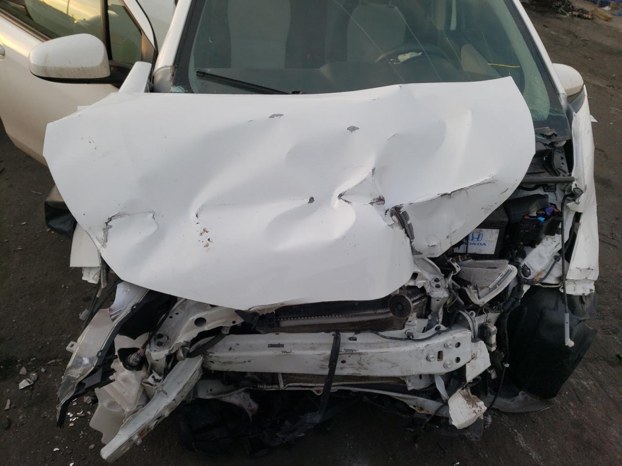 Photo 7 from auction – 2013 TOYOTA YARIS with VIN JTDKTUD33DD548097