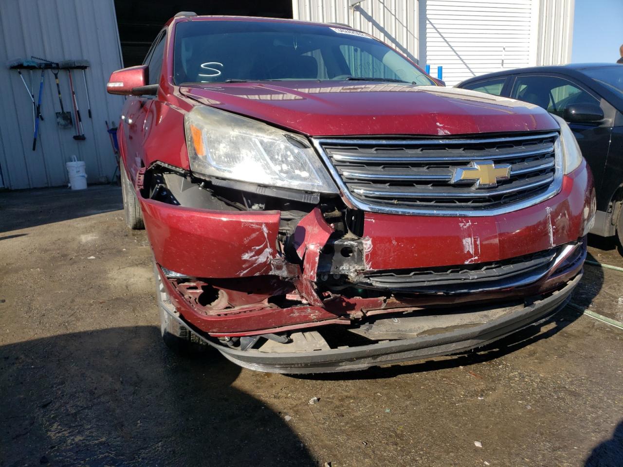 Photo 9 from auction – 2016 CHEVROLET TRAVERSE L with VIN 1GNKRHKD7GJ178559