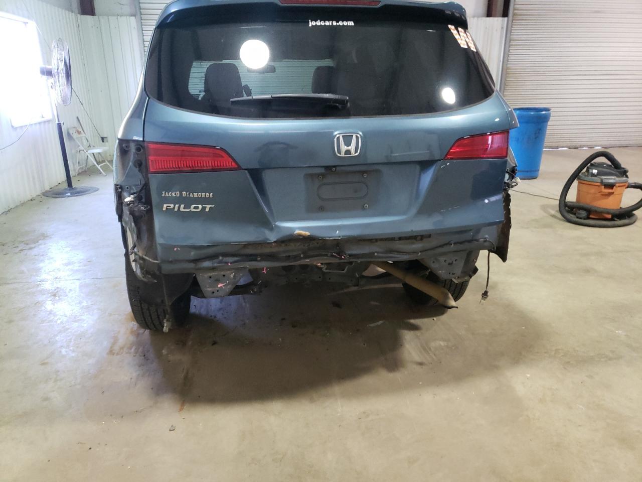 Photo 9 from auction – 2016 HONDA PILOT EXL with VIN 5FNYF5H53GB059733