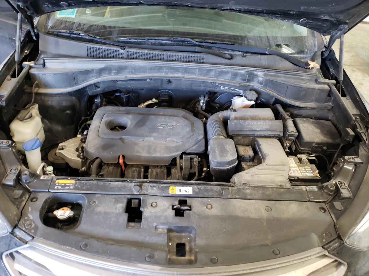 Photo 7 from auction – 2017 HYUNDAI SANTA FE S with VIN 5NMZU3LB4HH041382