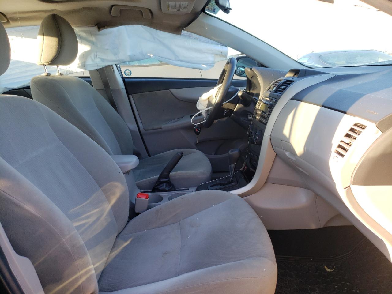 Photo 5 from auction – 2013 TOYOTA COROLLA BA with VIN 2T1BU4EE3DC076008