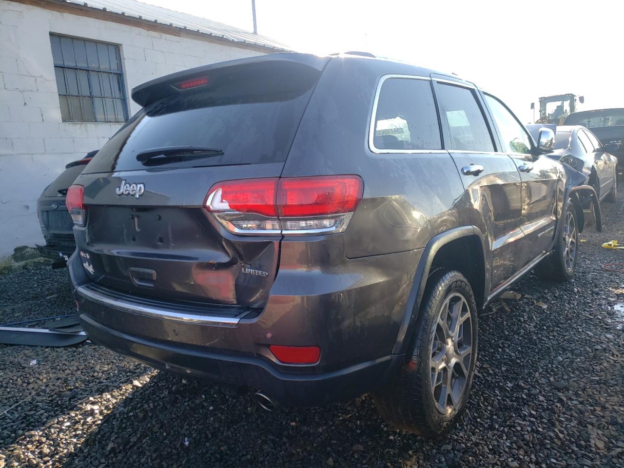 Photo 4 from auction – 2019 JEEP GRAND CHER with VIN 1C4RJFBG8KC593142
