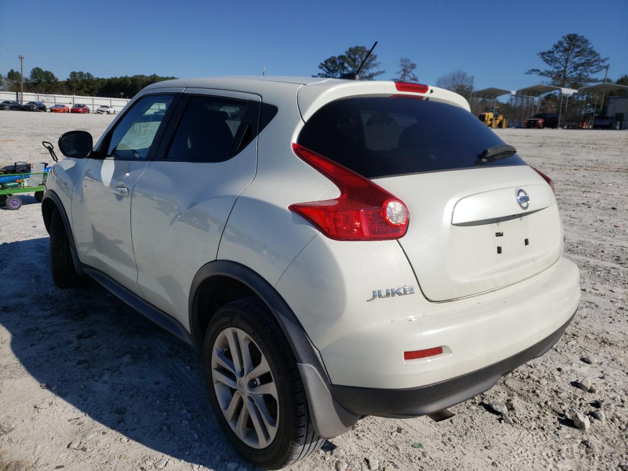 Photo 3 from auction – 2011 NISSAN JUKE with VIN JN8AF5MR7BT010961