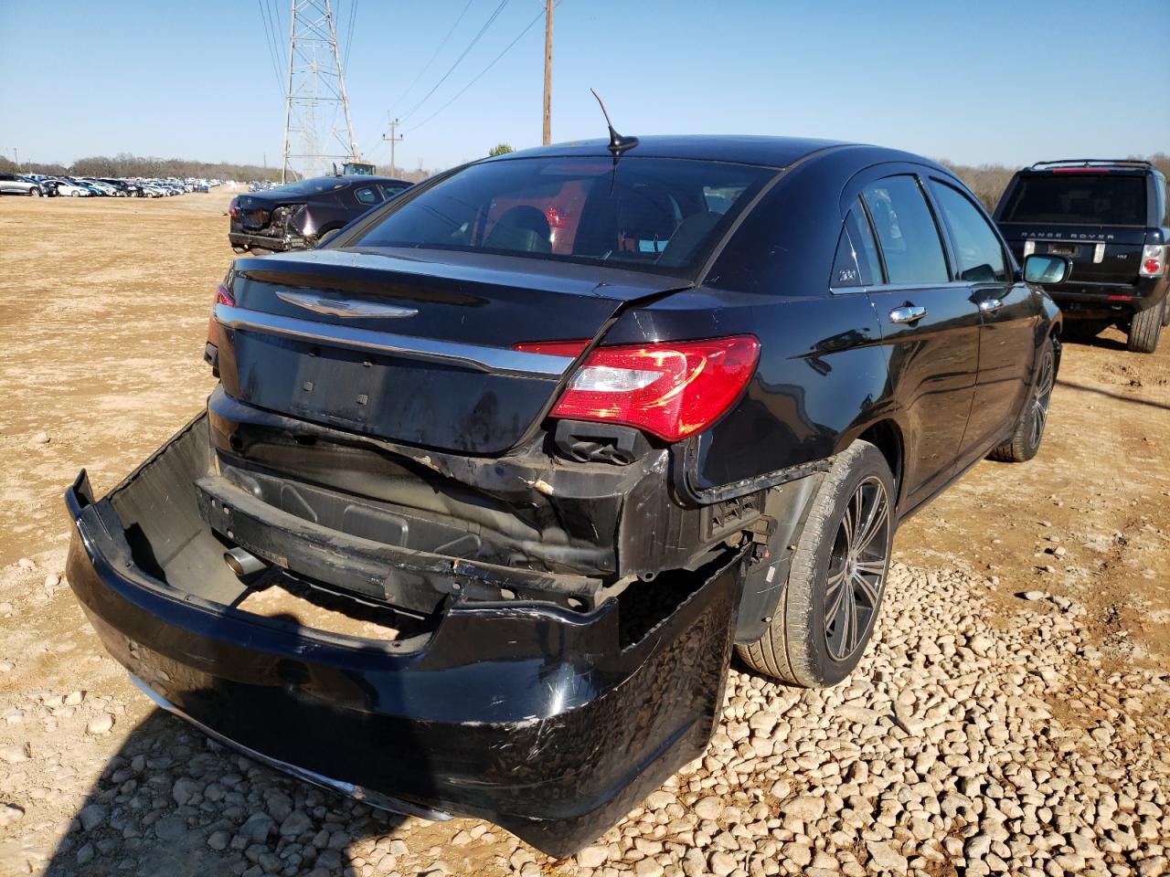 Photo 4 from auction – 2013 CHRYSLER 200 LIMITE with VIN 1C3CCBCGXDN676333