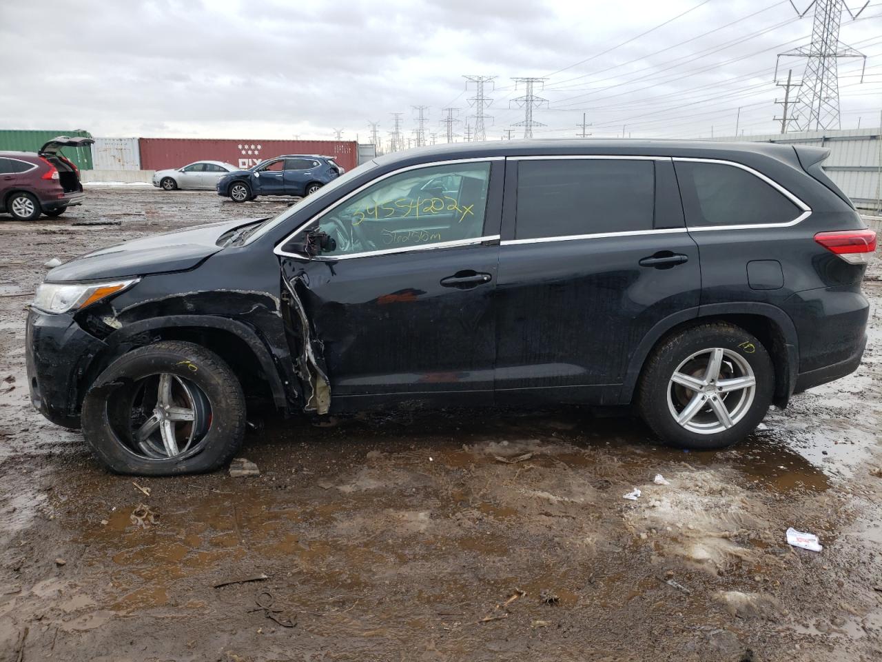 Photo 9 from auction – 2017 TOYOTA HIGHLANDER with VIN 5TDBZRFH2HS363912