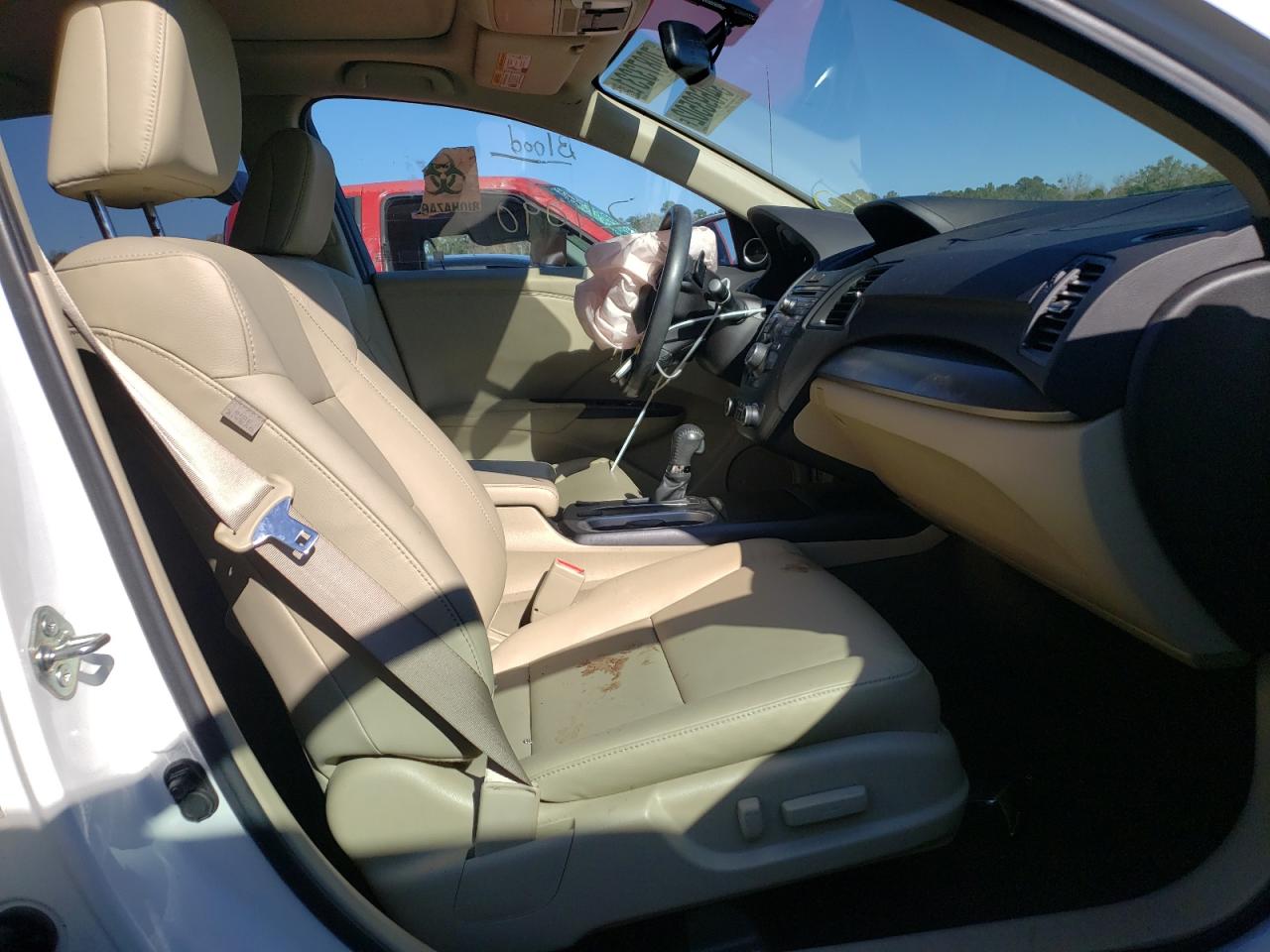 Photo 5 from auction – 2018 ACURA RDX with VIN 5J8TB3H35JL005638