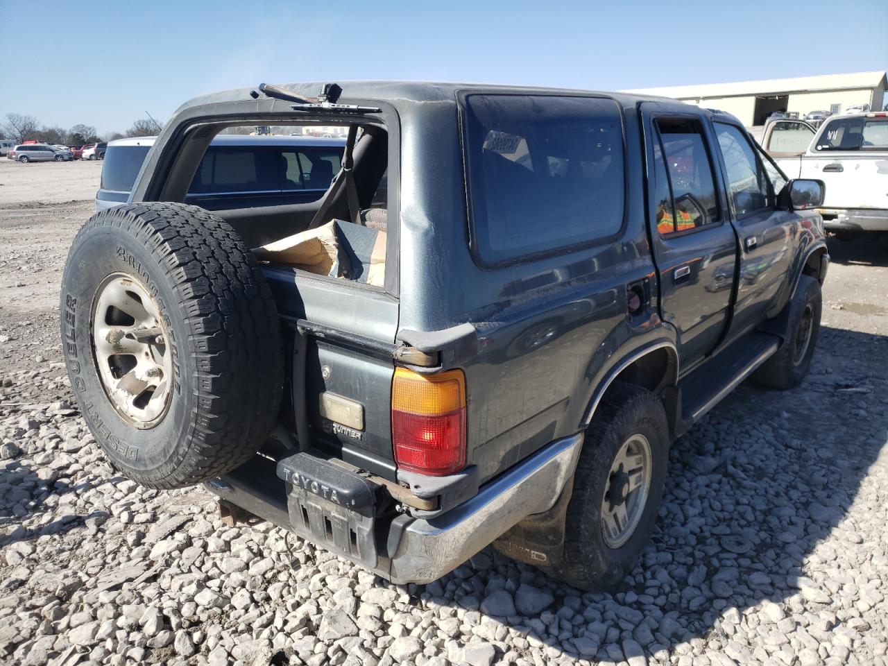 Photo 4 from auction – 1990 TOYOTA 4RUNNER with VIN JT3VN39W4L0048156