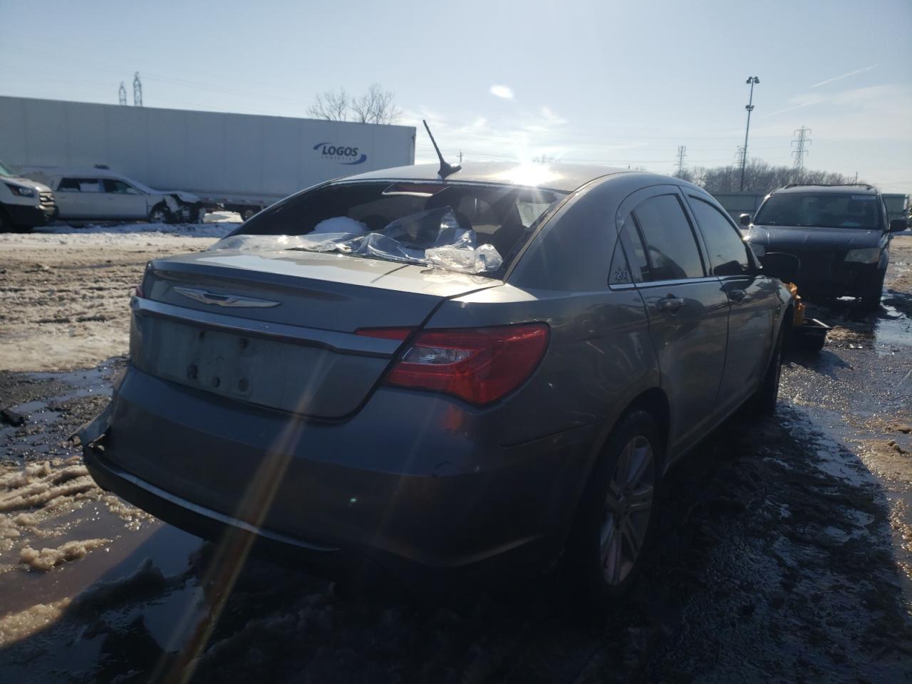 Photo 4 from auction – 2012 CHRYSLER 200 TOURIN with VIN 1C3CCBBB9CN120860