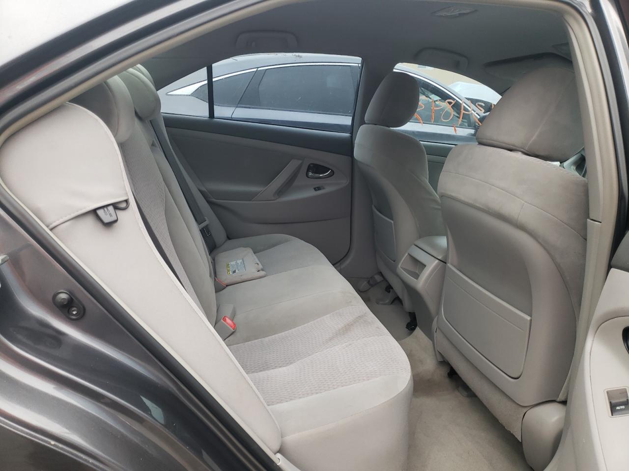 Photo 6 from auction – 2011 TOYOTA CAMRY BASE with VIN 4T1BF3EK4BU139297
