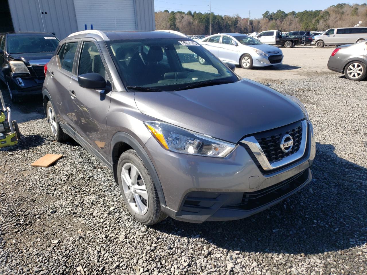 NISSAN KICKS S 2019 with VIN 3N1CP5CU3KL523249 - Photo from auction