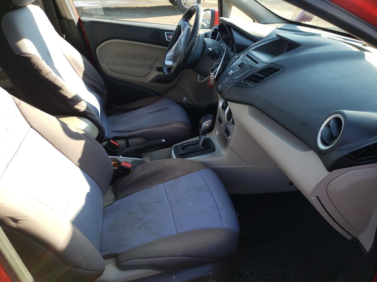 Photo 5 from auction – 2015 FORD FIESTA SE with VIN 3FADP4BJ8FM135345