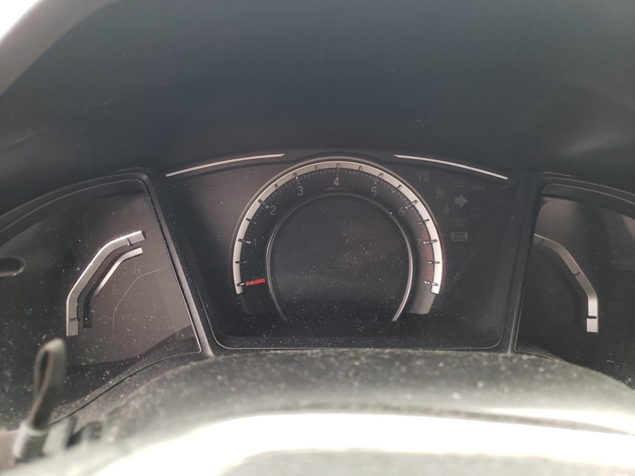 Photo 8 from auction – 2017 HONDA CIVIC LX with VIN 19XFC2F50HE019473