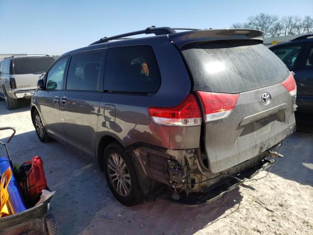 Photo 3 from auction – 2014 TOYOTA SIENNA XLE with VIN 5TDYK3DCXES510539