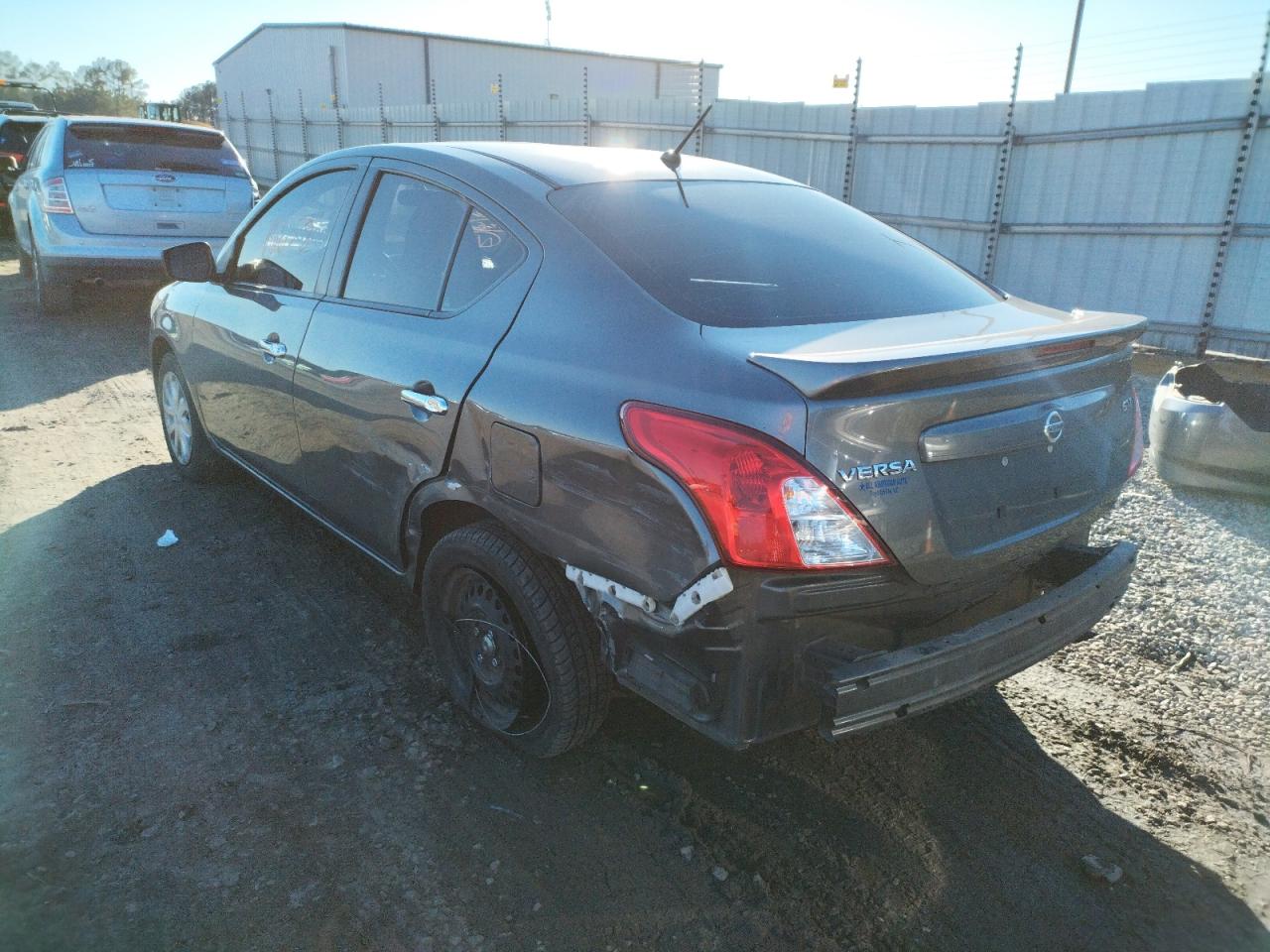 Photo 3 from auction – 2017 NISSAN VERSA S with VIN 3N1CN7AP6HL826579