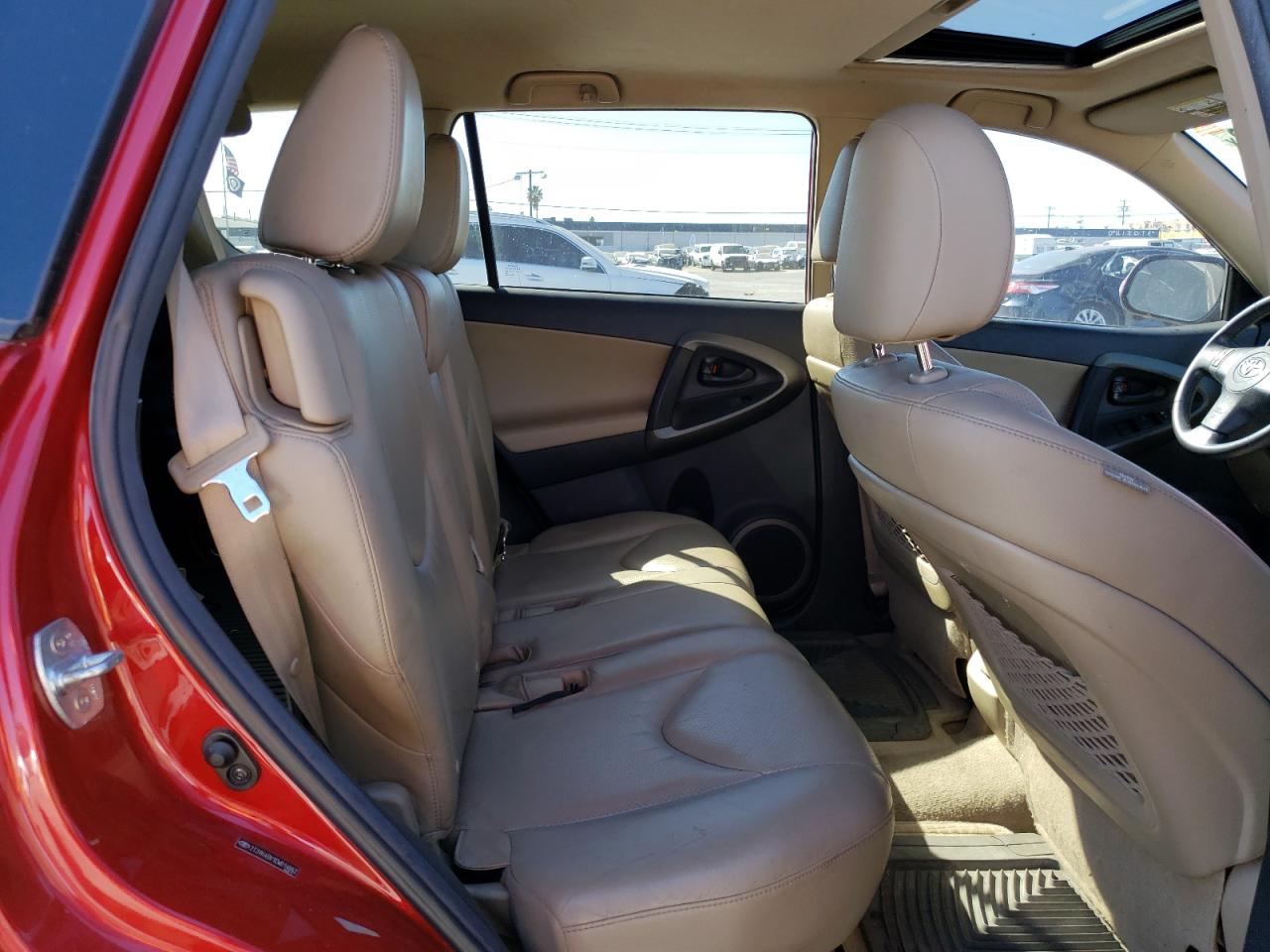 Photo 6 from auction – 2012 TOYOTA RAV4 LIMIT with VIN 2T3YK4DV1CW014662