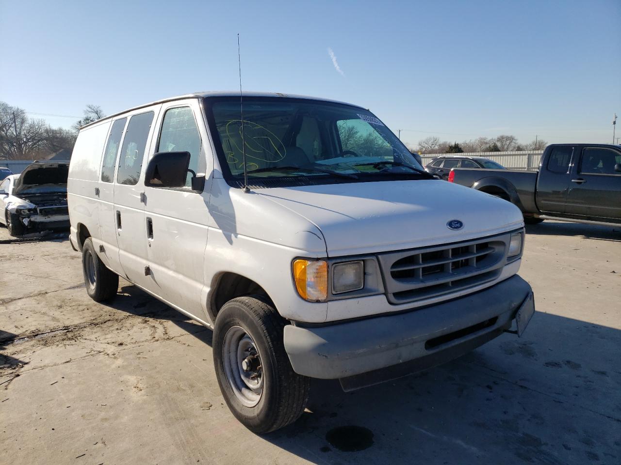 FORD ECONOLINE 2002 with VIN 1FTNE242X2HB80400 - Photo from auction