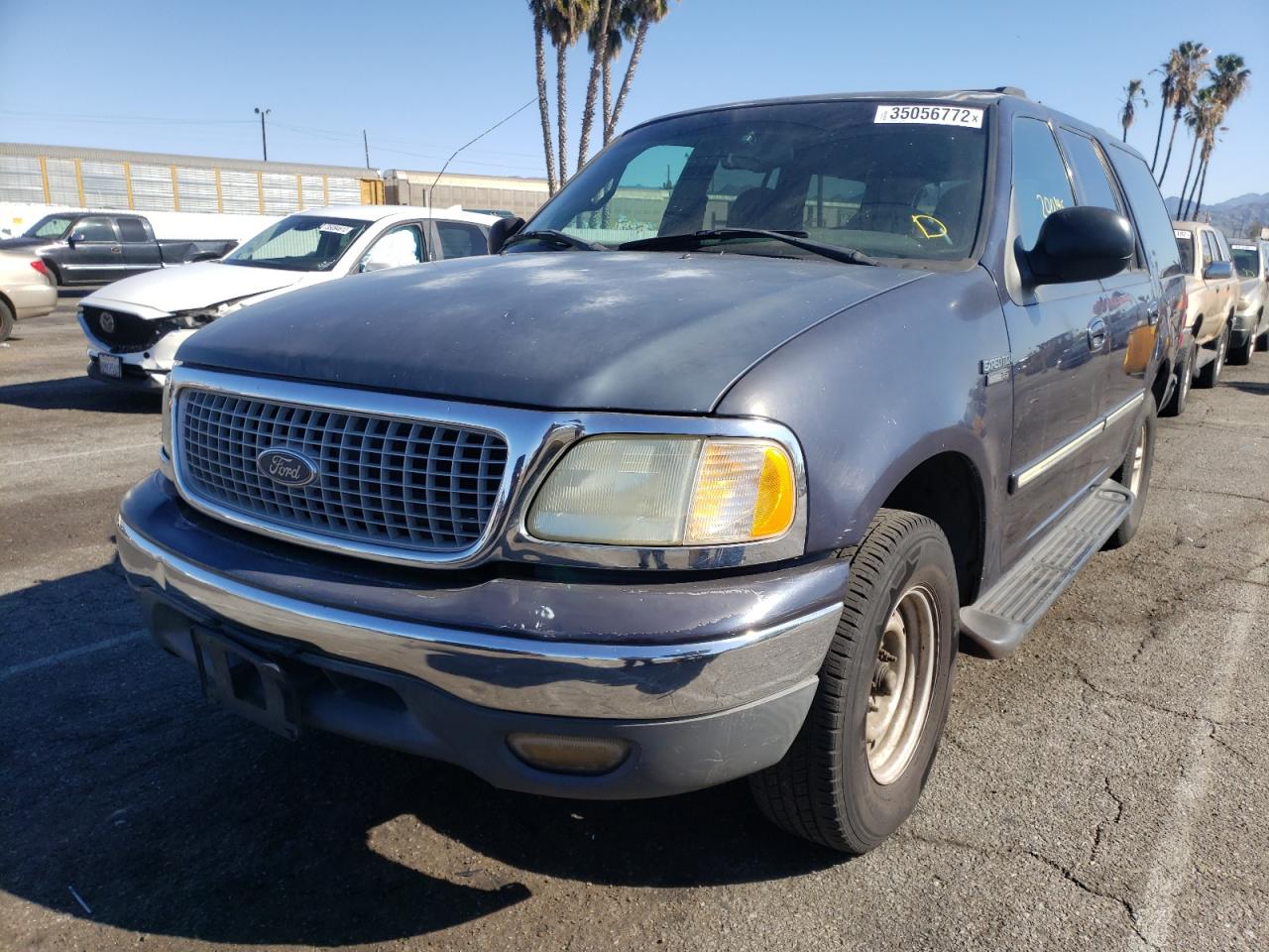 Photo 2 from auction – 2001 FORD EXPEDITION with VIN 1FMRU15WX1LB66696