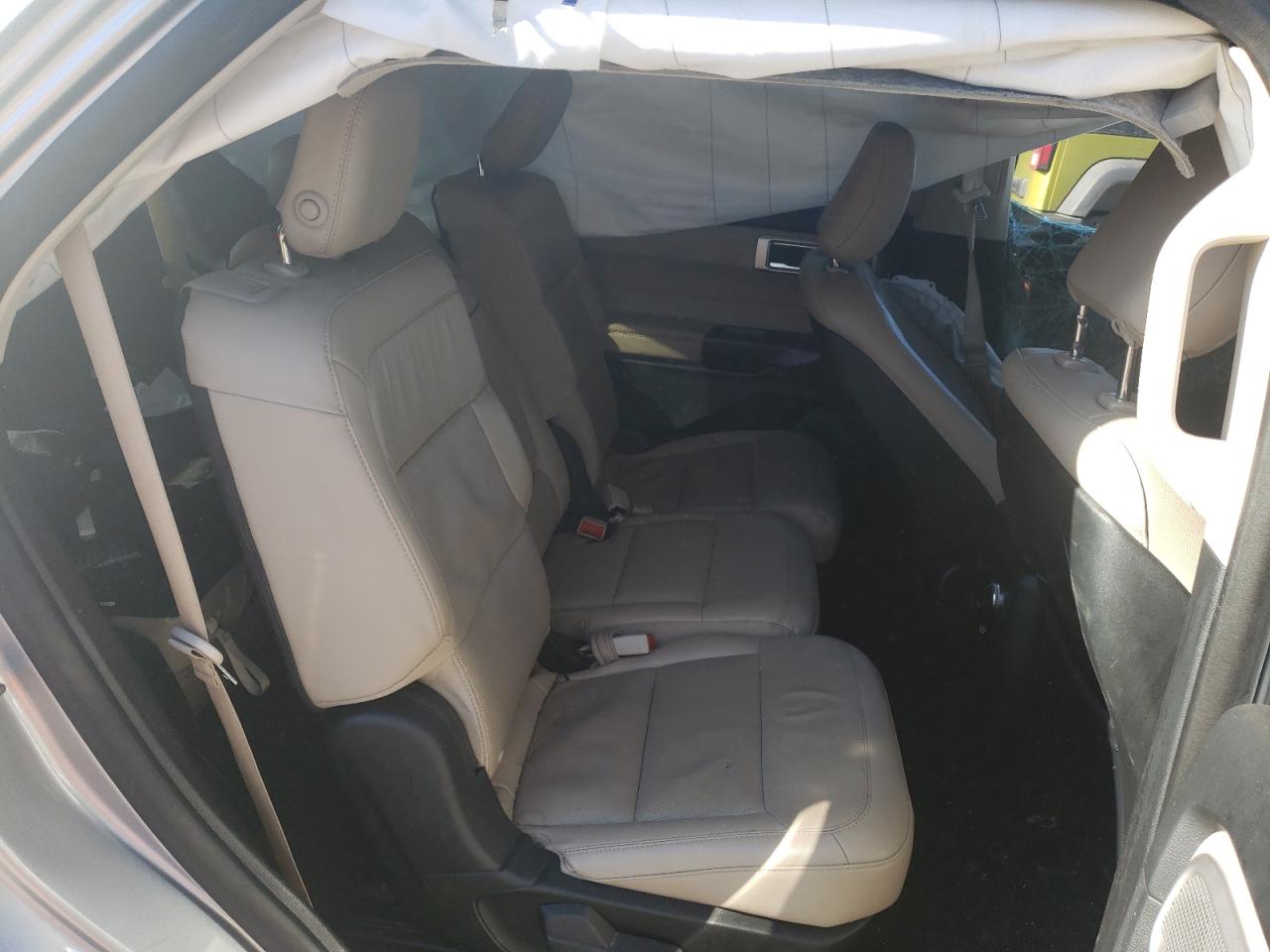 Photo 6 from auction – 2020 FORD EXPLORER L with VIN 1FMSK8FH0LGC04173
