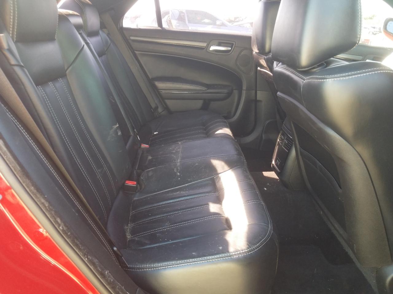 Photo 6 from auction – 2015 CHRYSLER 300 S with VIN 2C3CCAGG4FH922969