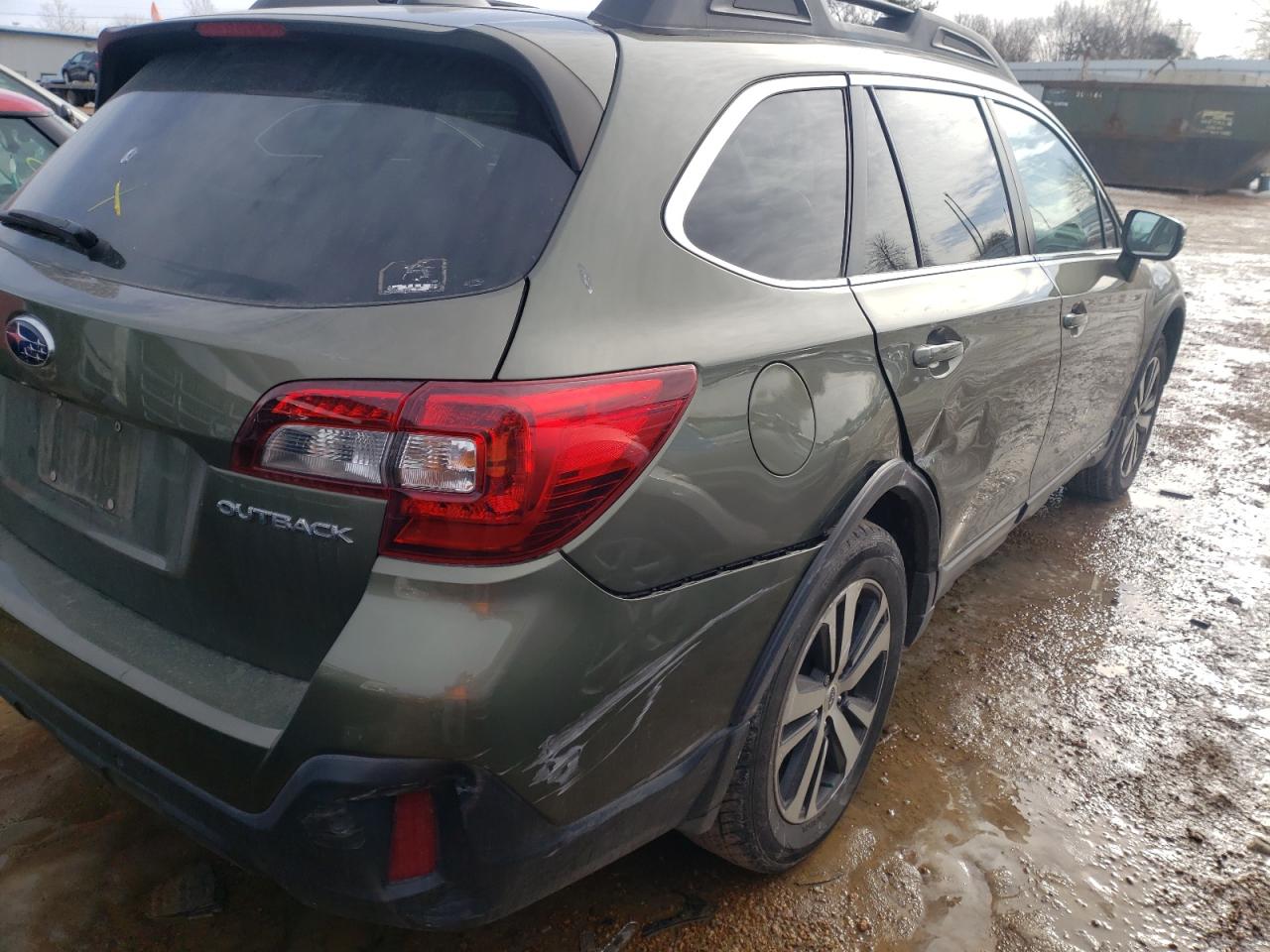 Photo 4 from auction – 2018 SUBARU OUTBACK 2. with VIN 4S4BSANC6J3355004