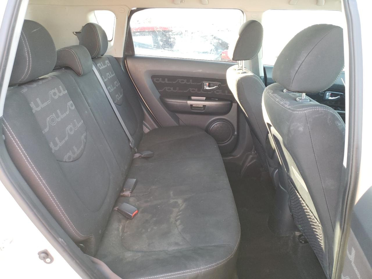 Photo 6 from auction – 2013 KIA SOUL + with VIN KNDJT2A62D7540991