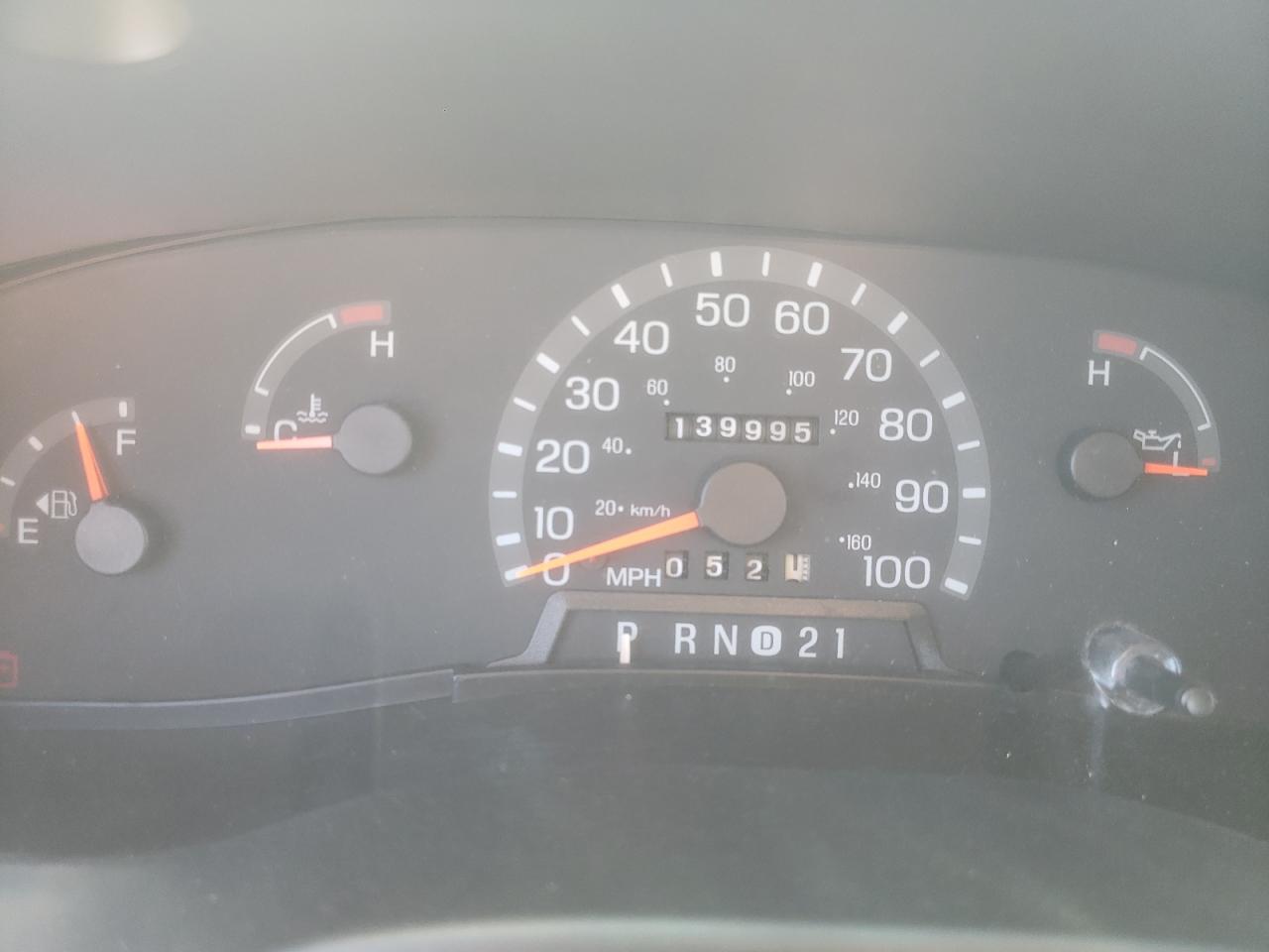 Photo 8 from auction – 1998 FORD ECONOLINE with VIN 1FMNE31S6WHA08201