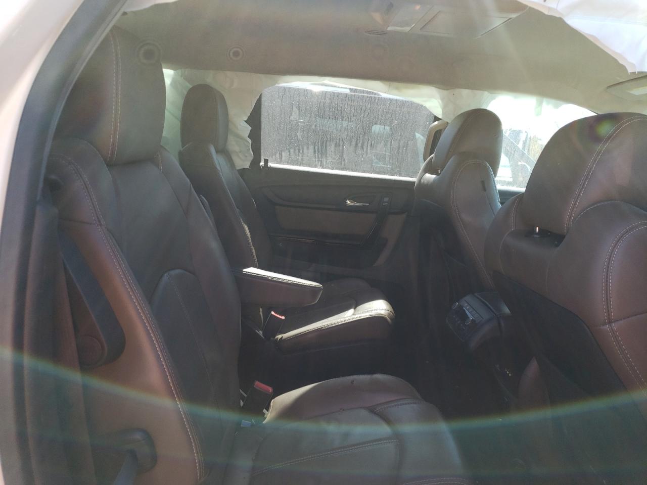 Photo 6 from auction – 2014 GMC ACADIA SLT with VIN 1GKKRRKD3EJ337545
