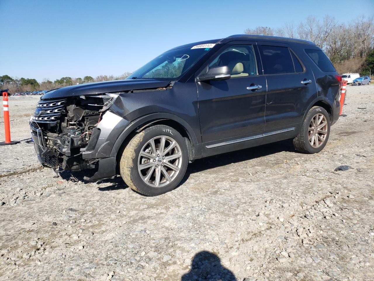 Foto 2 de la subasta – 2017 FORD EXPLORER L con VIN 1FM5K7F85HGB80211