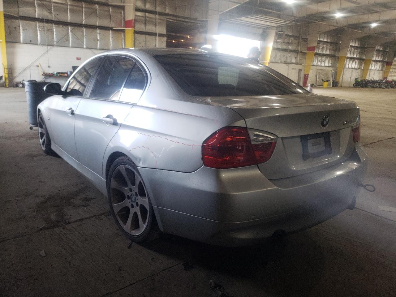 Photo 3 from auction – 2007 BMW 335 I with VIN WBAVB73537KY62298