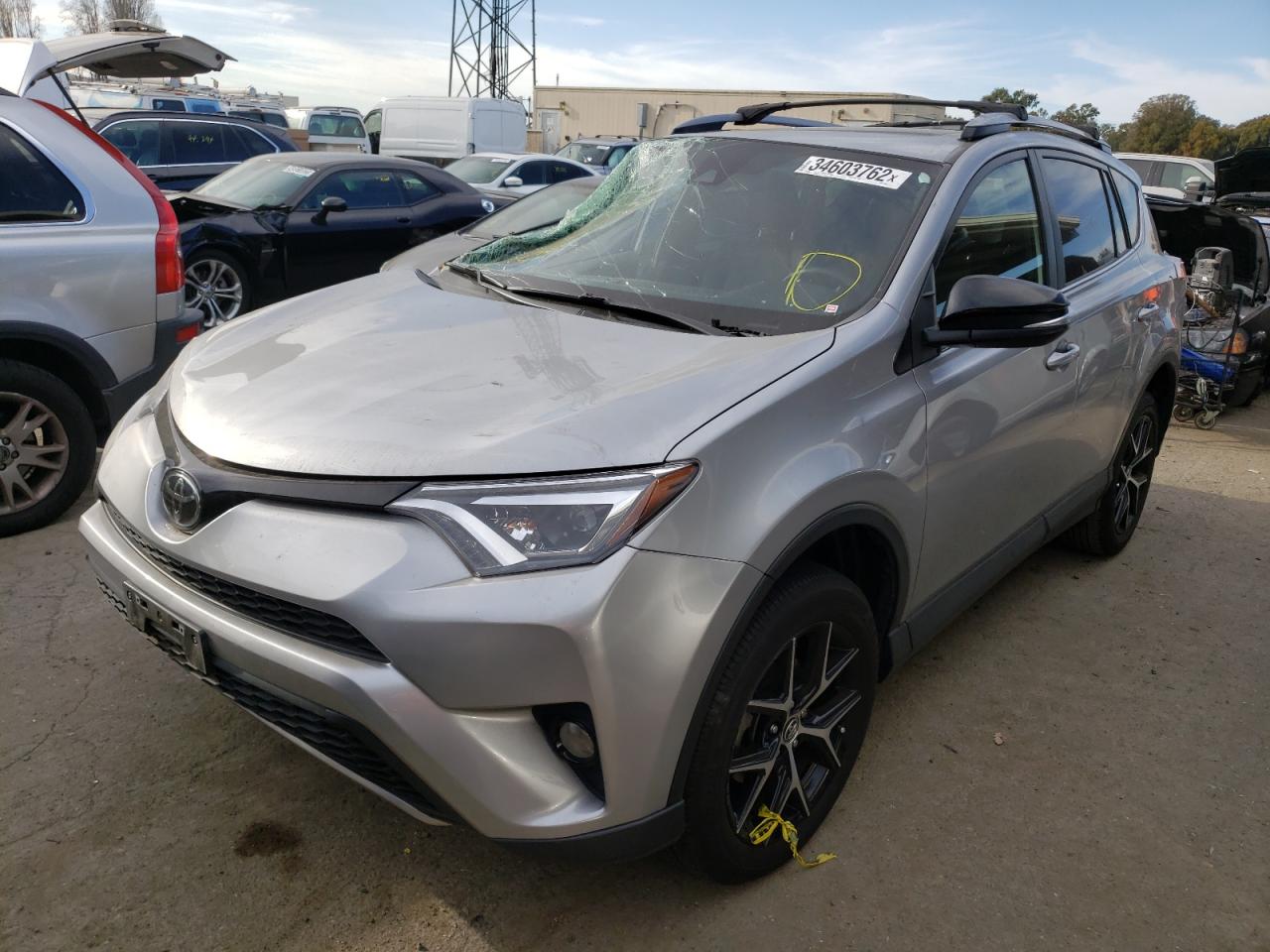 Photo 2 from auction – 2018 TOYOTA RAV4 SE with VIN JTMJFREV8JJ248679