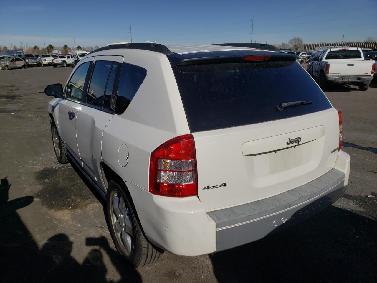 Photo 3 from auction – 2007 JEEP COMPASS LI with VIN 1J8FF57W47D107659