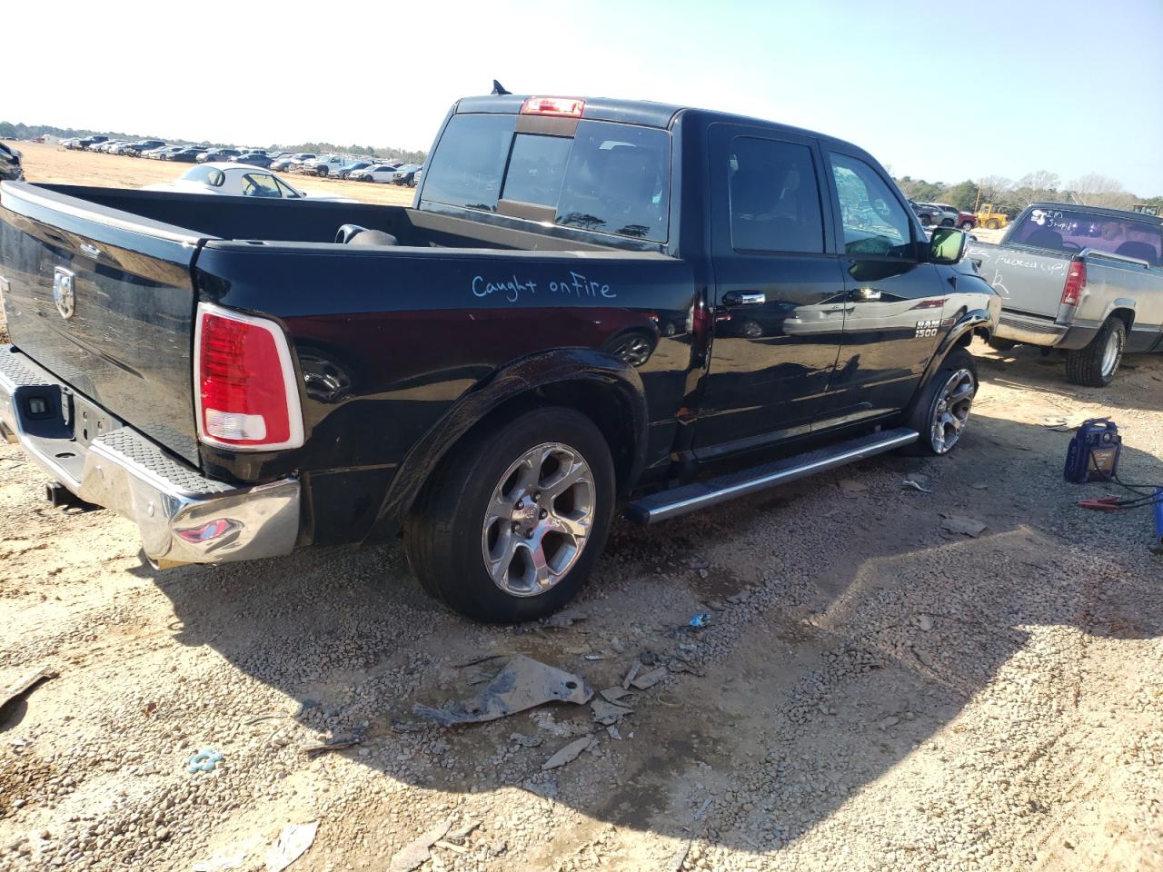 Photo 9 from auction – 2015 RAM 1500 LARAM with VIN 1C6RR6NM1FS514200