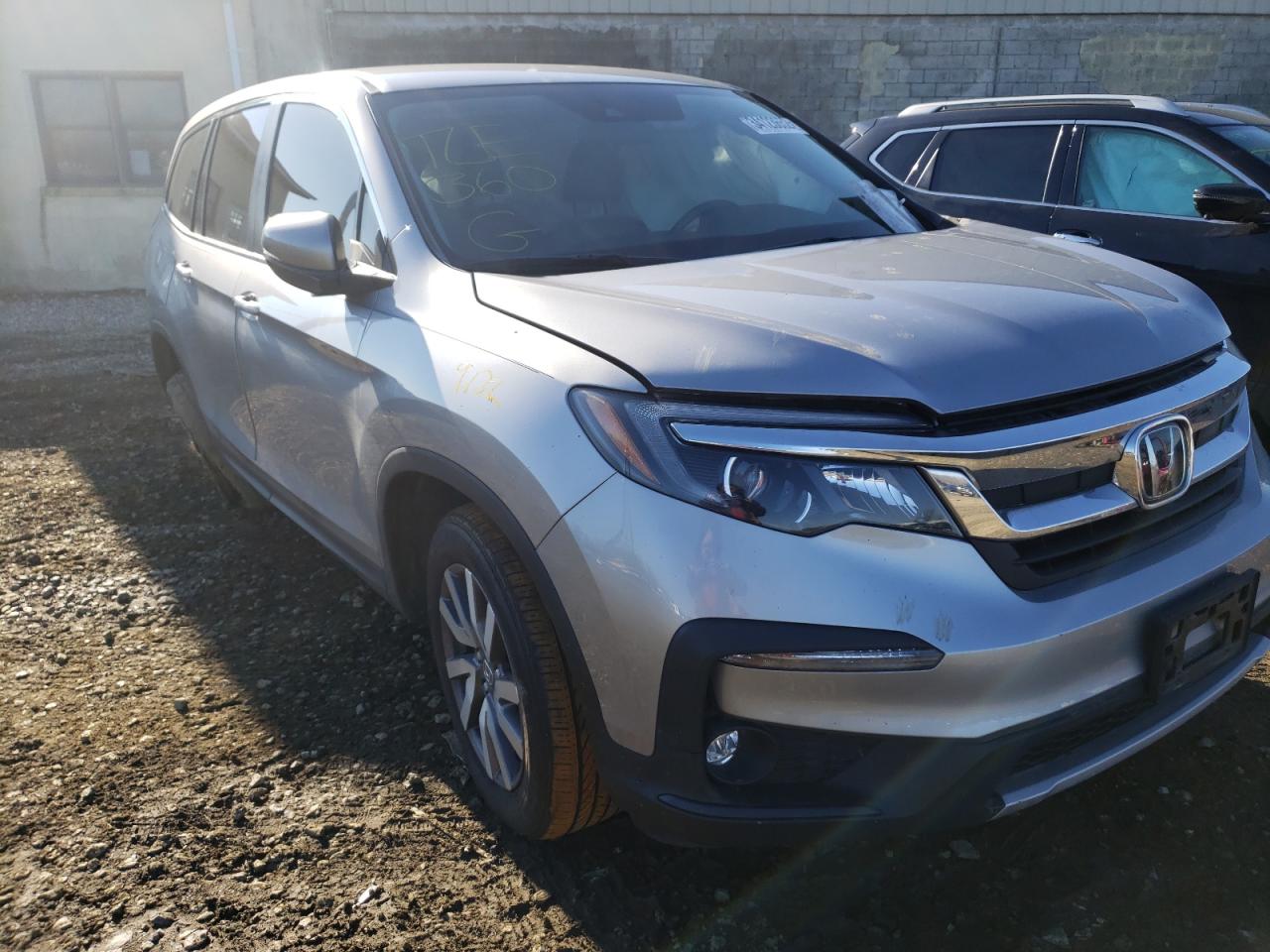 Photo 1 from auction – 2020 HONDA PILOT EX with VIN 5FNYF6H33LB051761