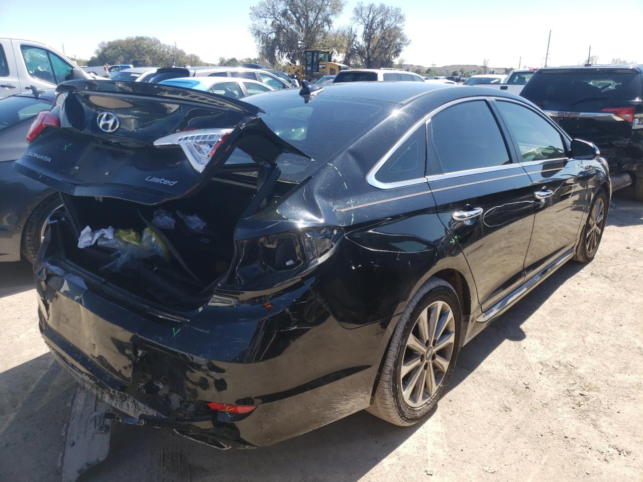 Photo 4 from auction – 2017 HYUNDAI SONATA SPO with VIN 5NPE34AF5HH585437