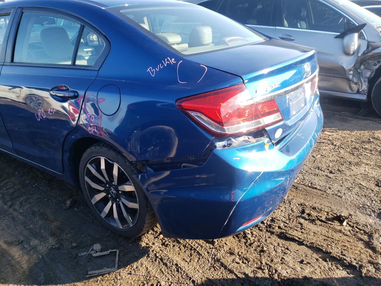 Photo 9 from auction – 2015 HONDA CIVIC EXL with VIN 19XFB2F93FE226006