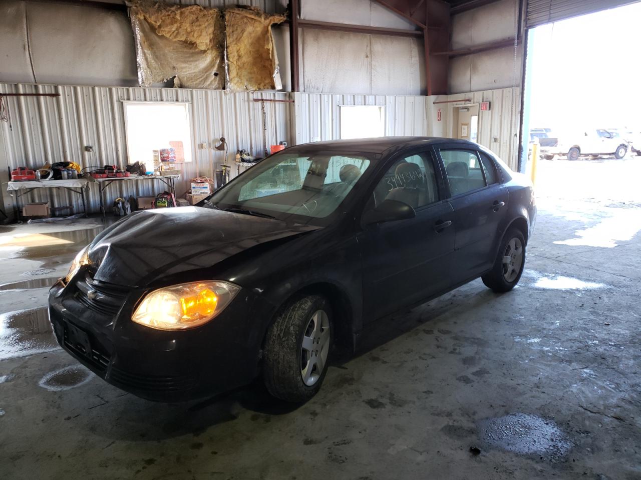 Photo 2 from auction – 2005 CHEVROLET COBALT with VIN 1G1AK52F857586953