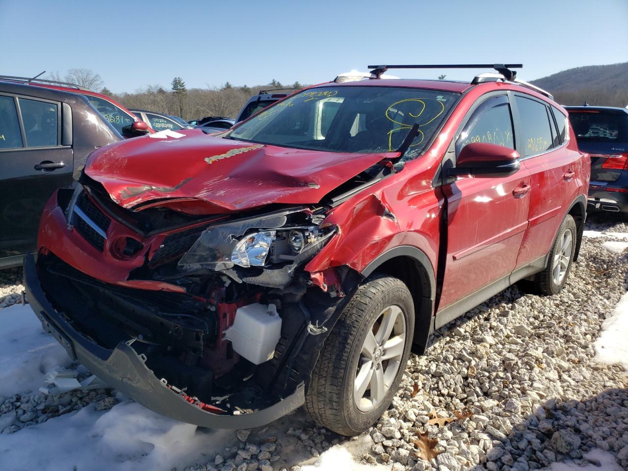 Photo 2 from auction – 2014 TOYOTA RAV4 XLE with VIN JTMRFREV7ED095557