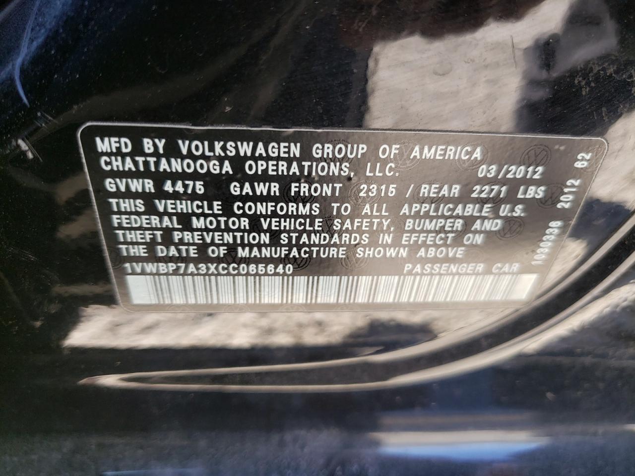 Photo 10 from auction – 2012 VOLKSWAGEN PASSAT SE with VIN 1VWBP7A3XCC065640