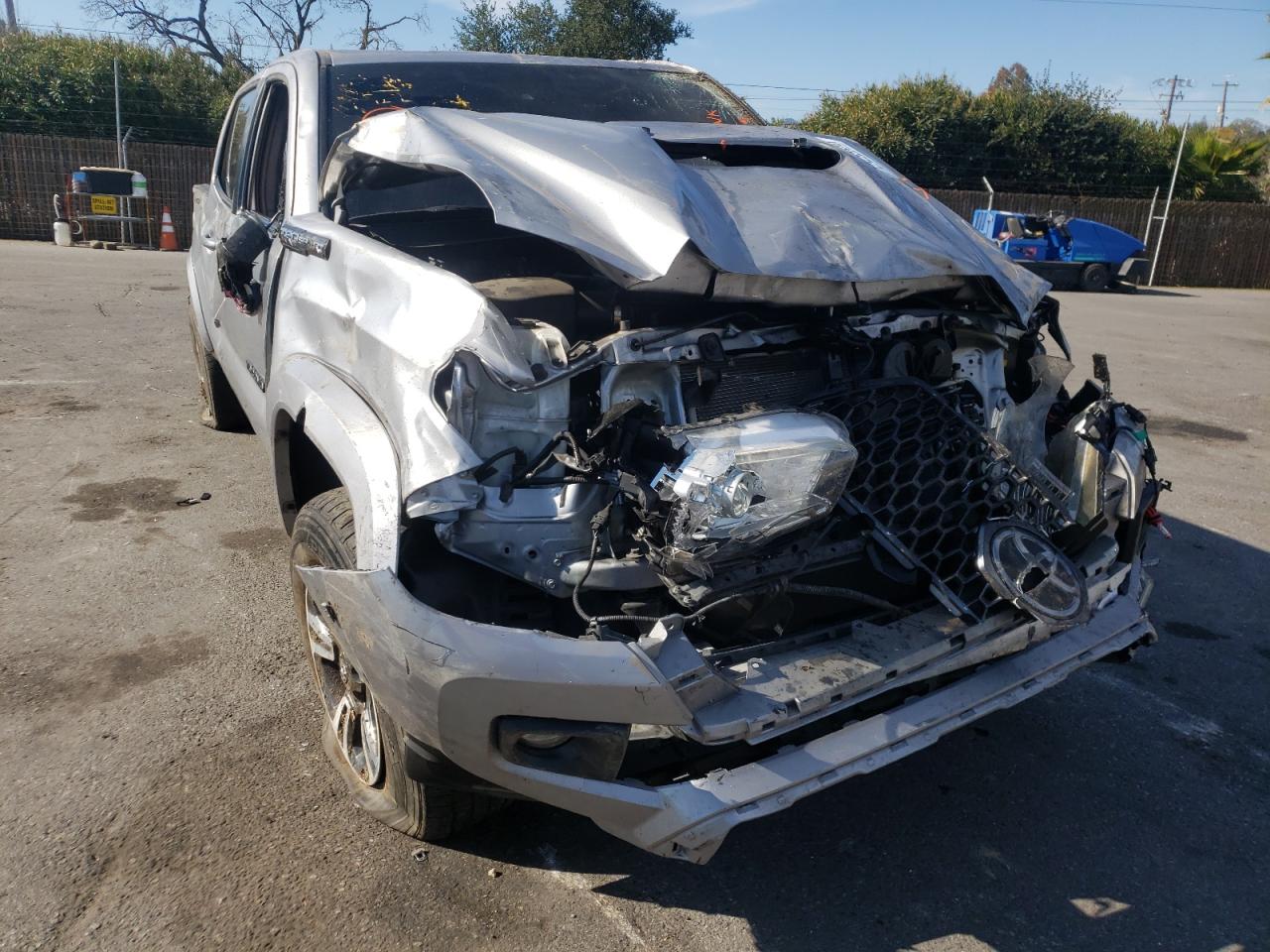 Photo 9 from auction – 2018 TOYOTA TACOMA DOU with VIN 3TMBZ5DN4JM014502