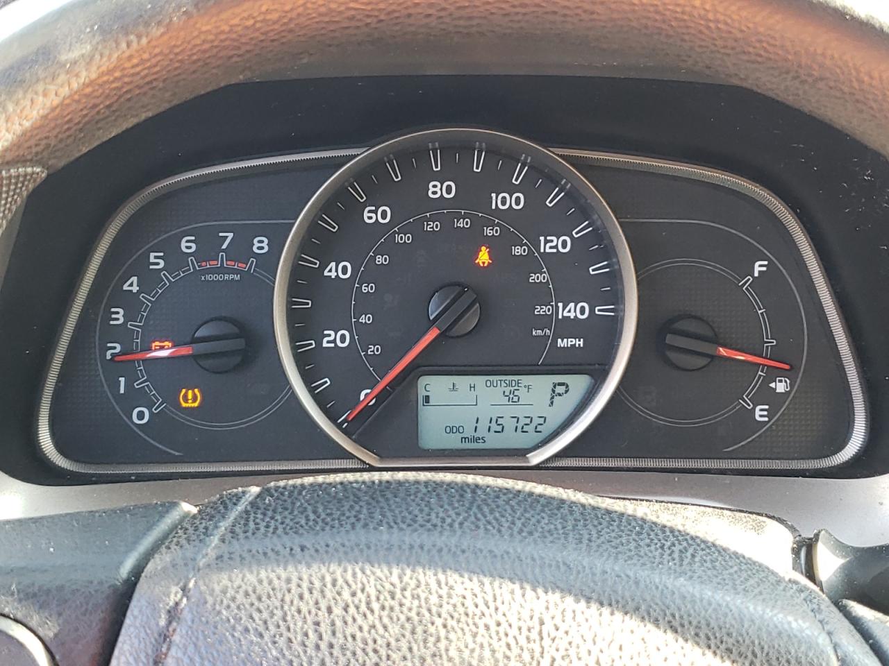 Photo 8 from auction – 2015 TOYOTA RAV4 LE with VIN 2T3BFREV5FW341804