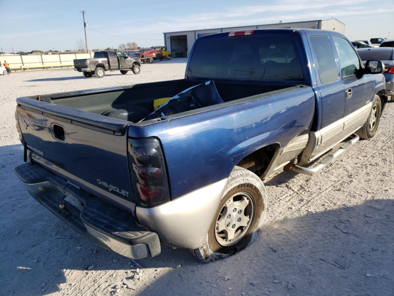 Photo 4 from auction – 1999 CHEVROLET SILVERADO with VIN 2GCEC19T1X1164632