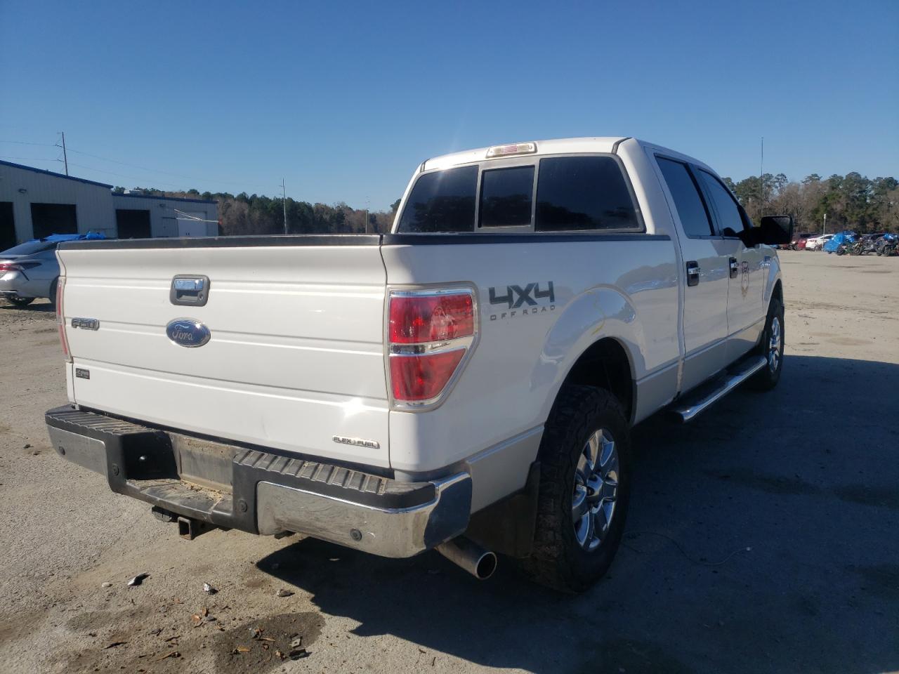 Photo 4 from auction – 2011 FORD F150 SUPER with VIN 1FTFW1EFXBFA57916