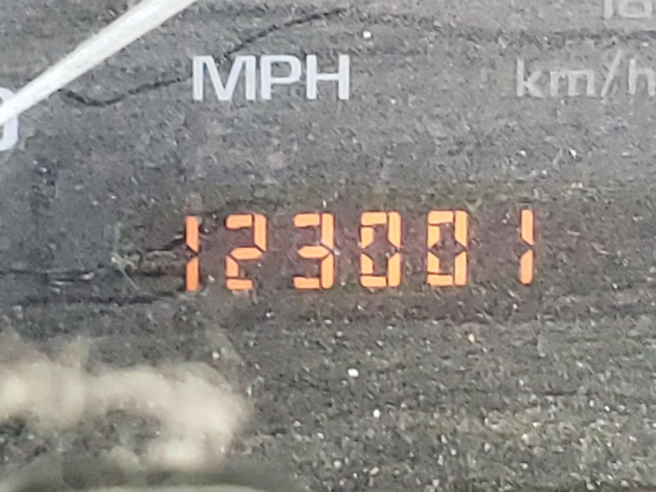 Photo 8 from auction – 2003 CHEVROLET CAVALIER with VIN 1G1JC52F737362230