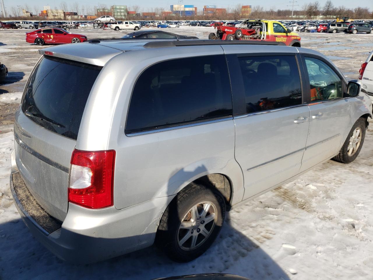 Photo 4 from auction – 2012 CHRYSLER TOWN & COU with VIN 2C4RC1BG5CR297579