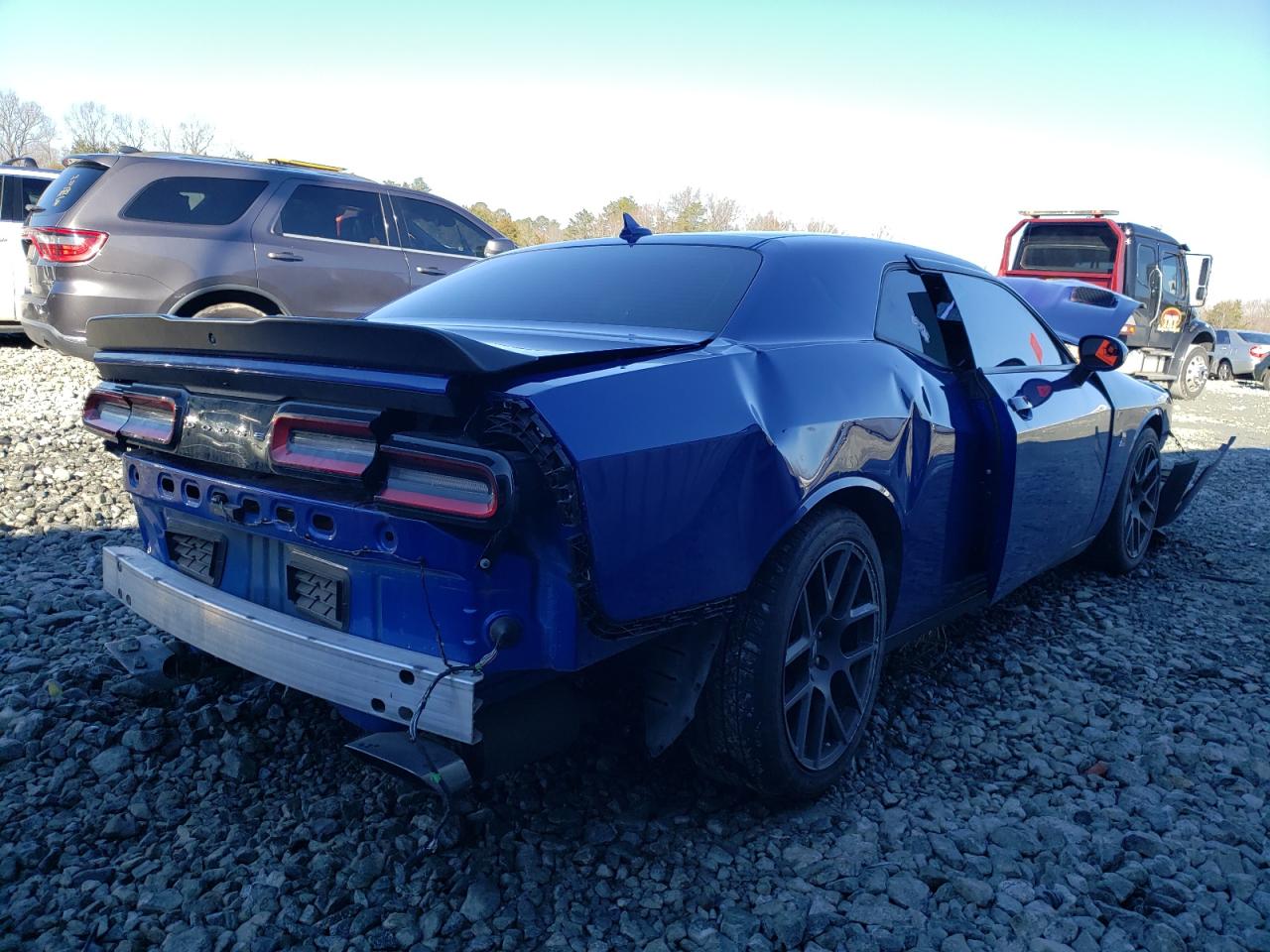 Photo 4 from auction – 2019 DODGE CHALLENGER with VIN 2C3CDZFJ9KH625652