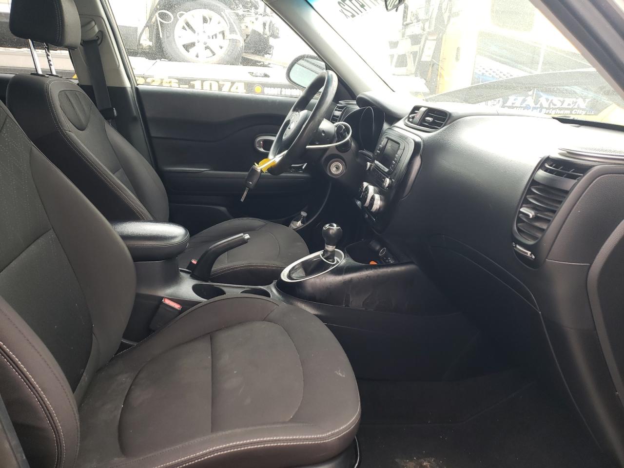 Photo 5 from auction – 2017 KIA SOUL with VIN KNDJN2A26H7469517