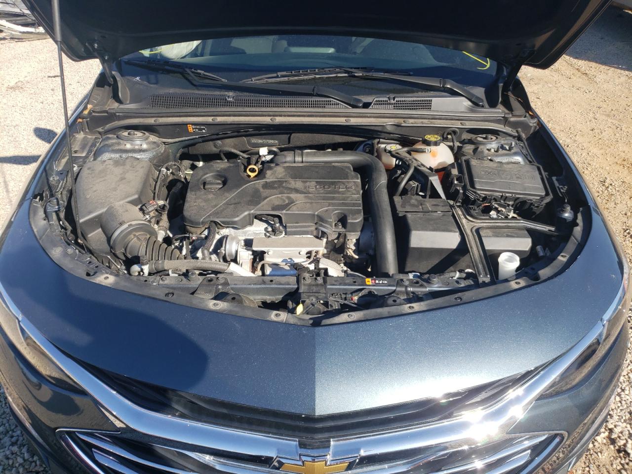 Photo 7 from auction – 2020 CHEVROLET MALIBU LT with VIN 1G1ZD5ST2LF024813