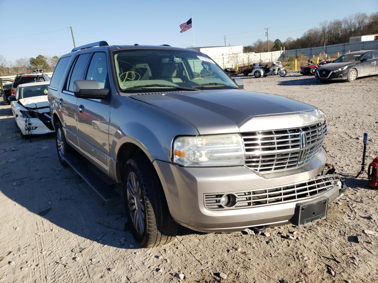 Photo 1 from auction – 2008 LINCOLN NAVIGATOR with VIN 5LMFU27568LJ21436